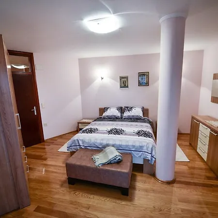 Natalija 3*